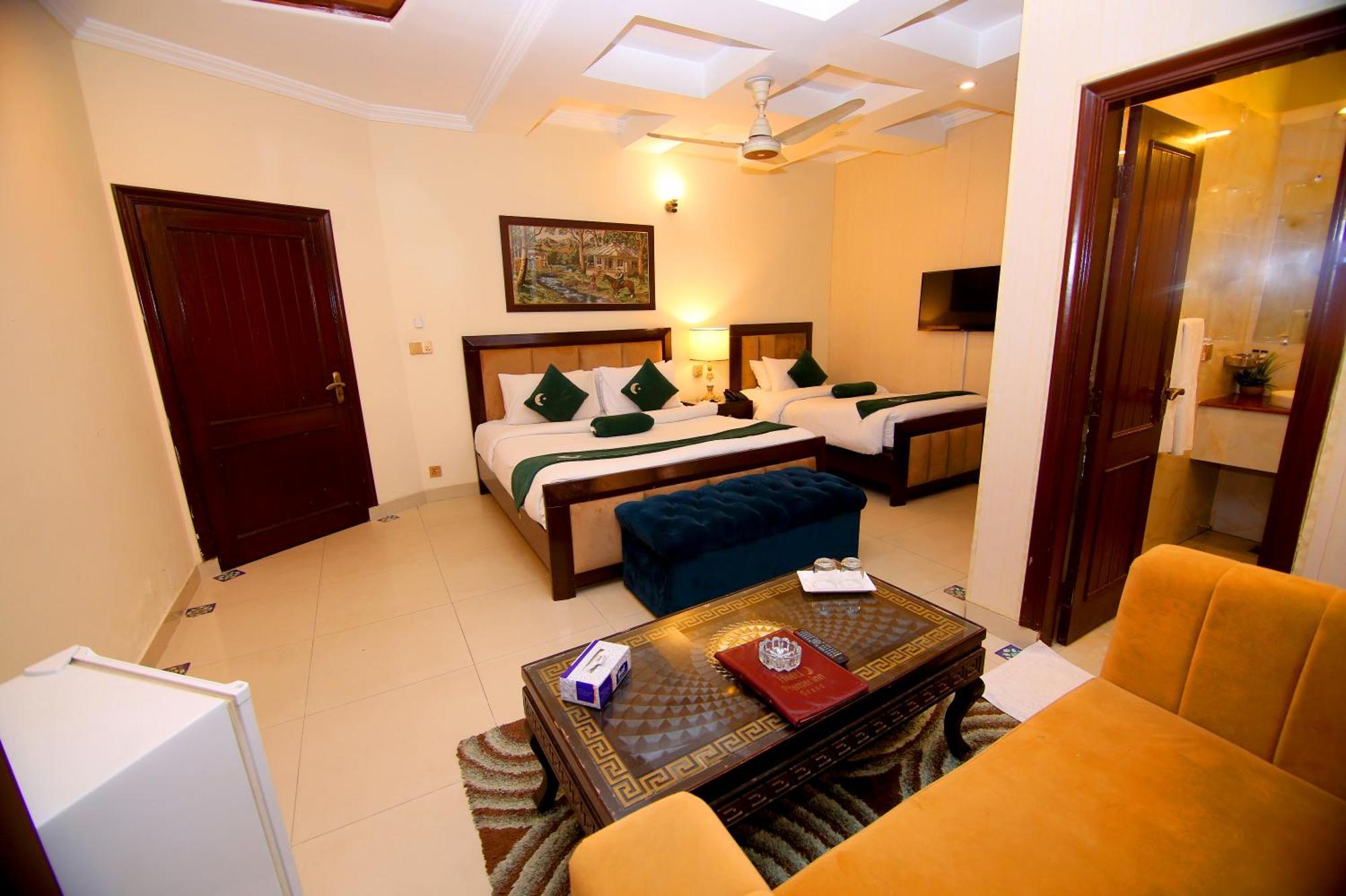 Premier Inn Grand Gulberg Lahore Exteriér fotografie